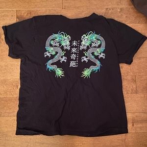 Streetwear T-shirt (unisex) Chinese dragon. Black and green.